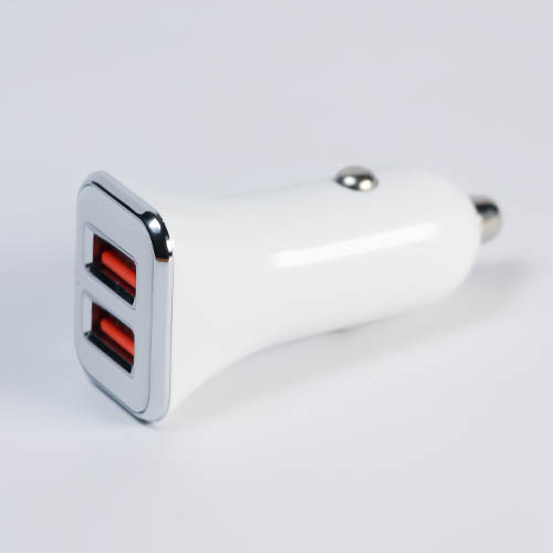شارژر فندکی مدل  WKN-710 با 2 پورت USB - نمای دوم